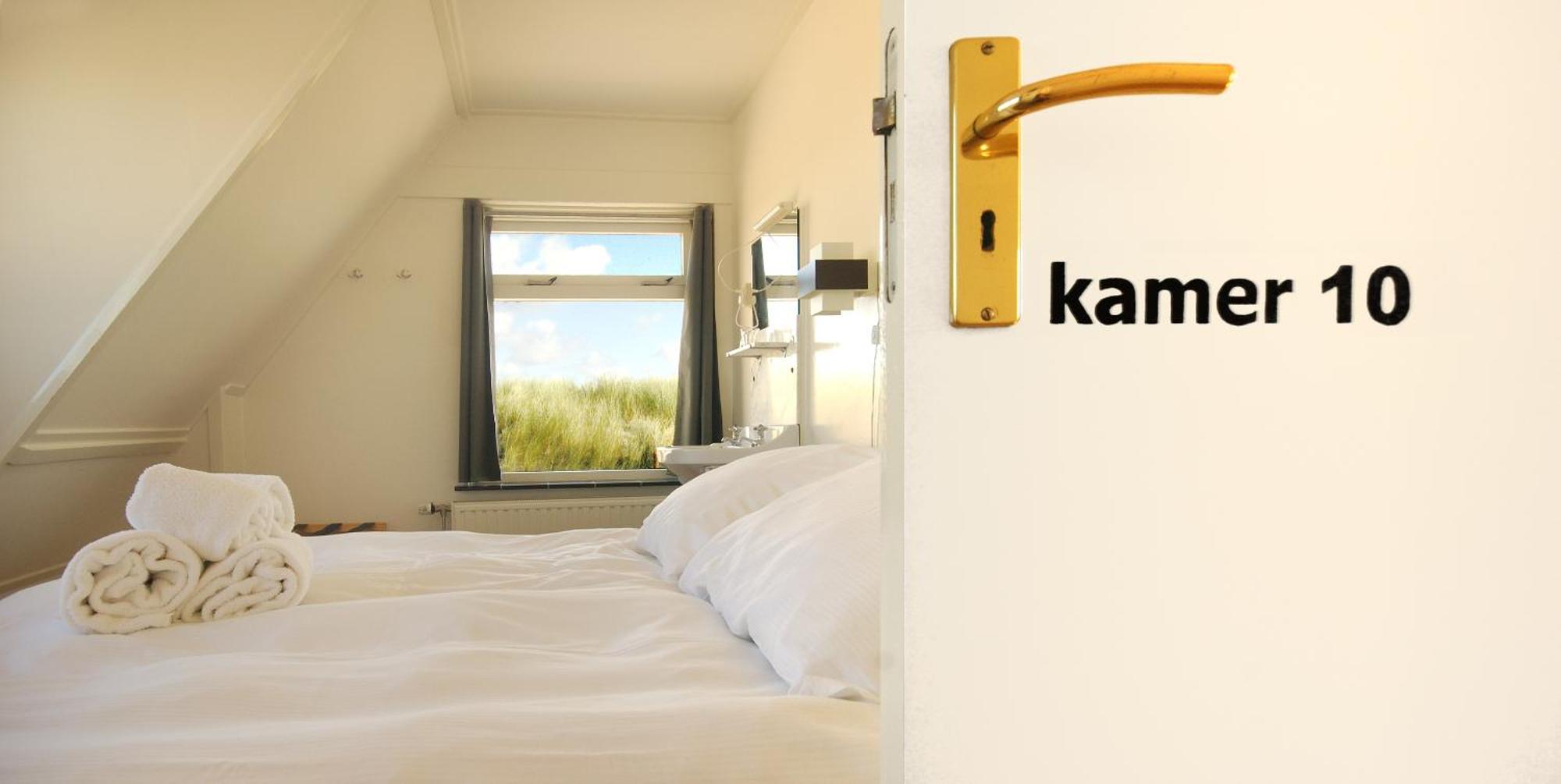 Strandhotel Terschelling B&B Formerum 외부 사진